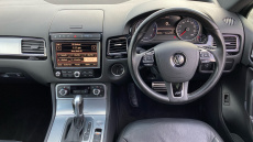 Volkswagen Touareg 3.0 V6 TDI BlueMotion Tech 262 R-Line 5dr Tip Auto Diesel Estate